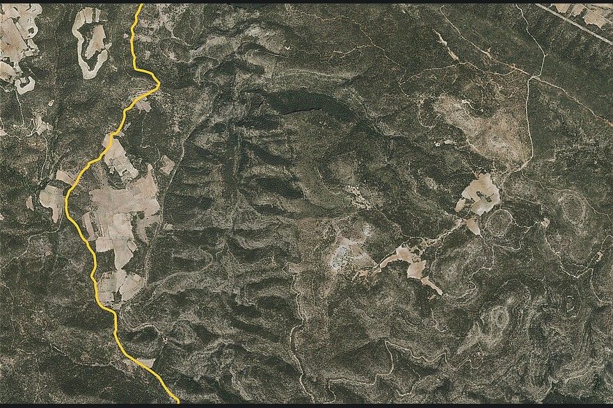 Foto aérea con el recorrido del tramo de Los Herreros en amarillo.